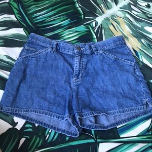 💥2/$20💥Calvin Klein Denim Shorts Sz 6